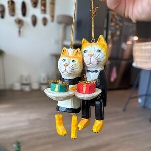 Vintage 1970s Paper Mâché Cat Ornament – Handcrafted Folk Art Christmas Decor